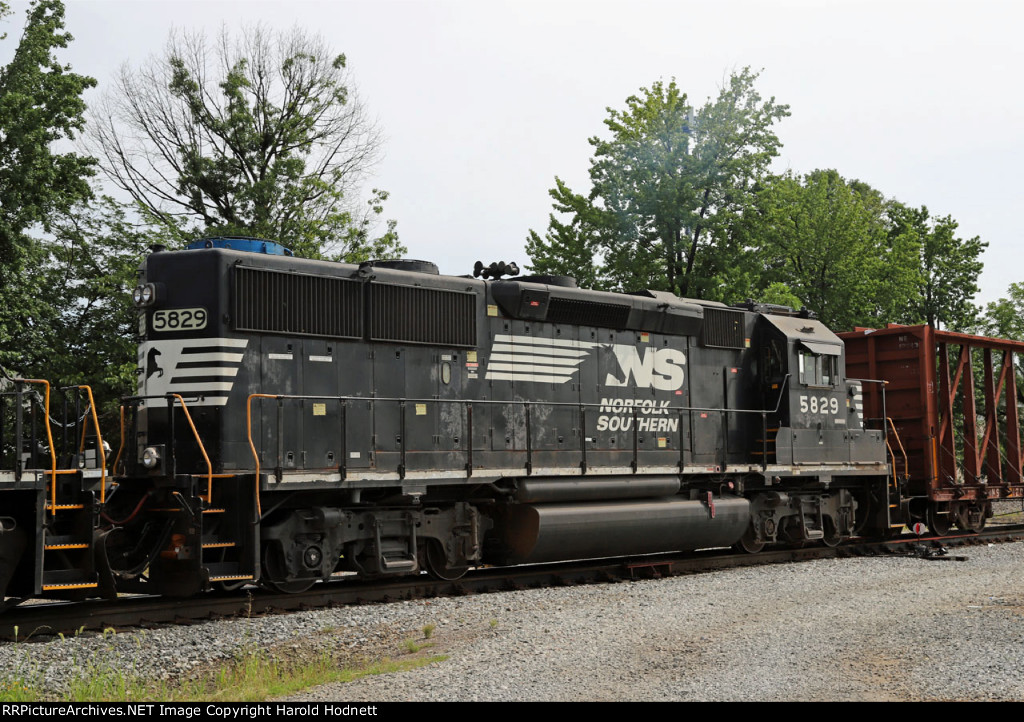 NS 5829